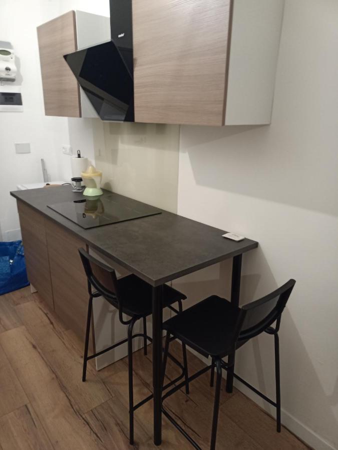 Tiny Bengasi Apartment Турин Екстер'єр фото