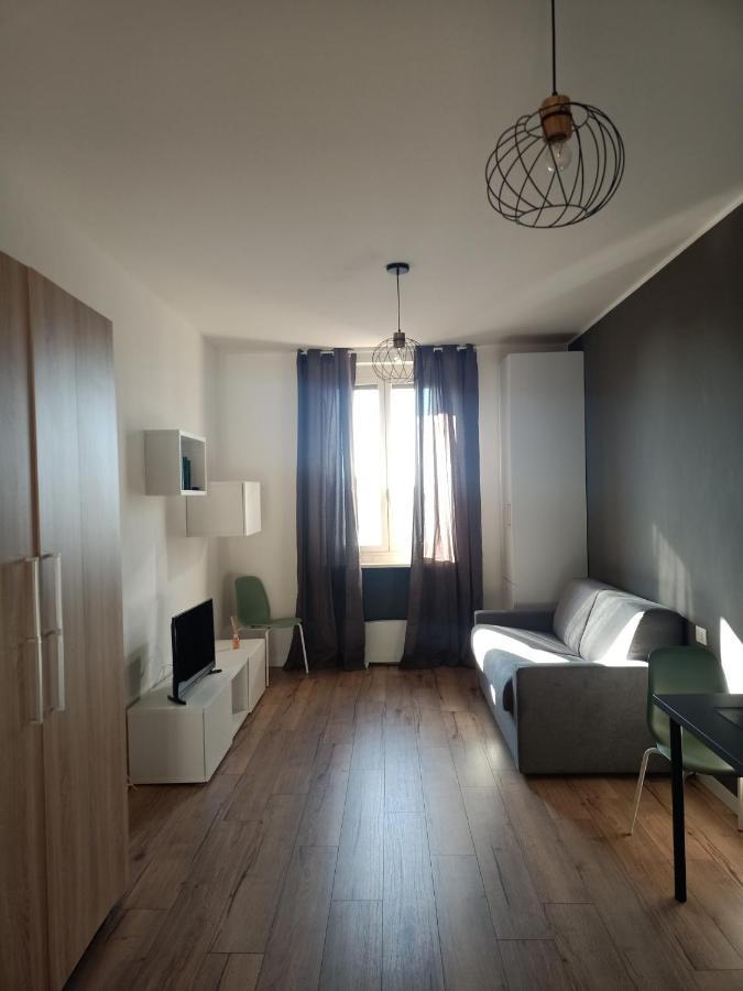 Tiny Bengasi Apartment Турин Екстер'єр фото