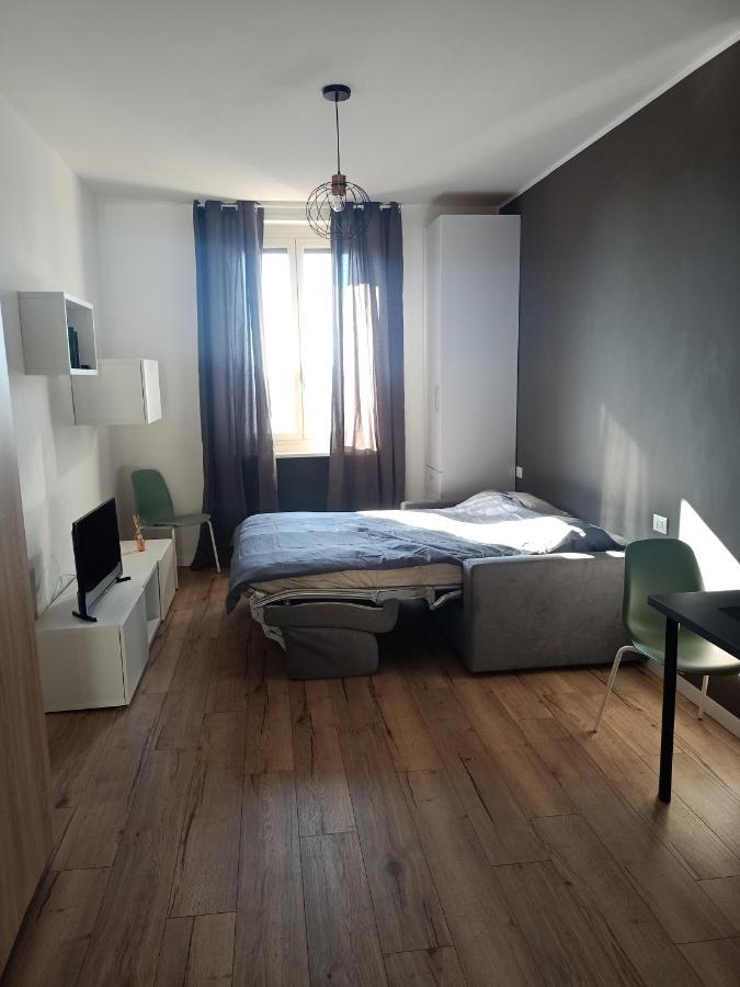 Tiny Bengasi Apartment Турин Екстер'єр фото